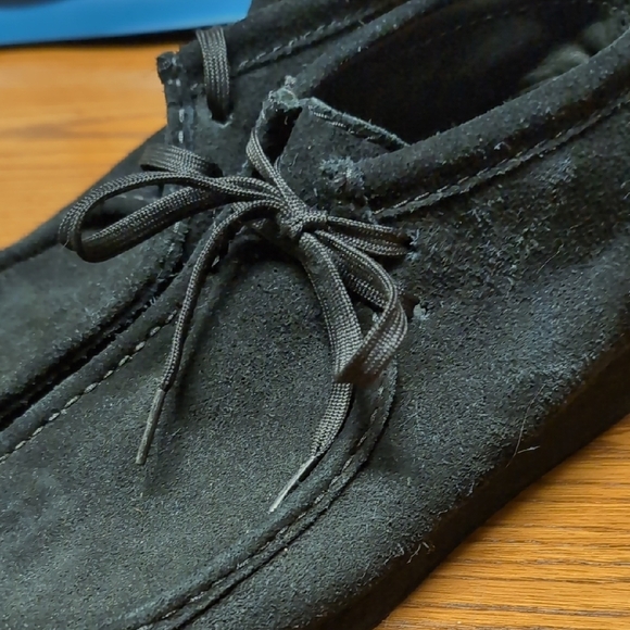 Clarks Wallabees Black Suede Chukka Boots Women - Picture 8 of 9